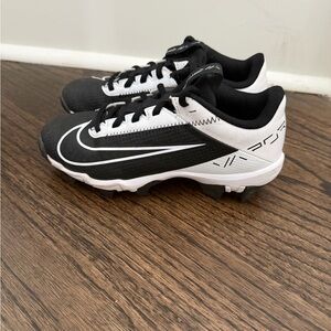 Nike Kids Vapor Edge Black and White Football Cleats